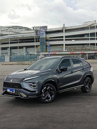 MITSUBISHI ECLIPSE CROSS 1.5 MIVEC TURBO GASOLINA HPE-S BLACK S-AWC CVT MITSUBISHI ECLIPSE CROSS 1.5 MIVEC TURBO GASOLINA HPE-S BLACK S-AWC CVT